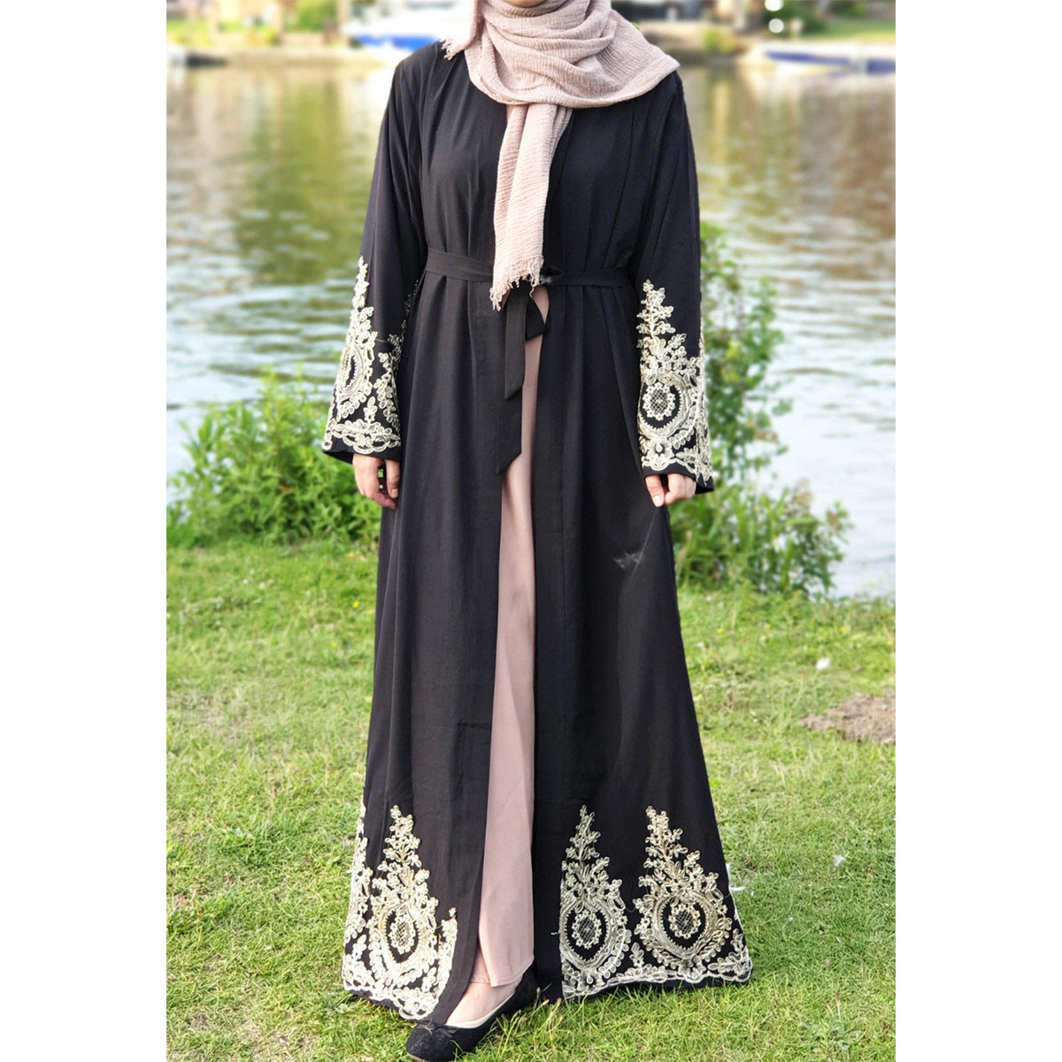 Lace fitted robe