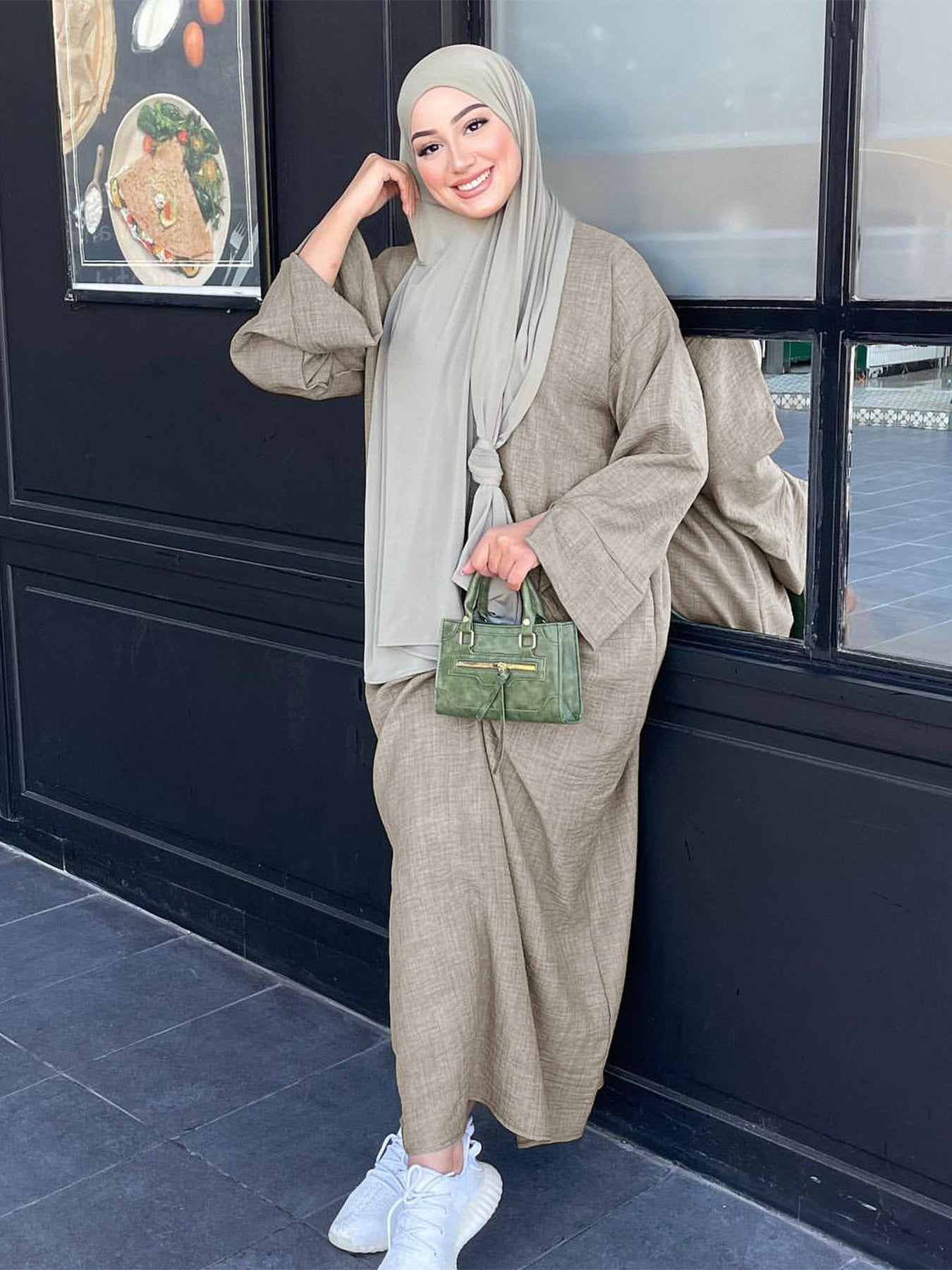 Solid-colored casual dress gown