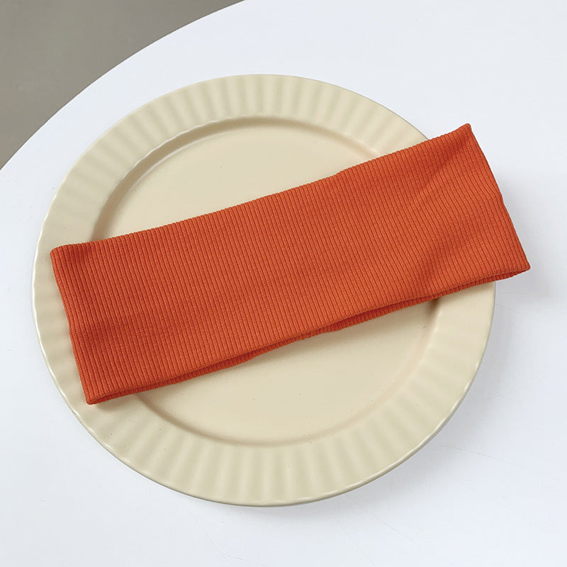 Wide-brimmed elastic hair band