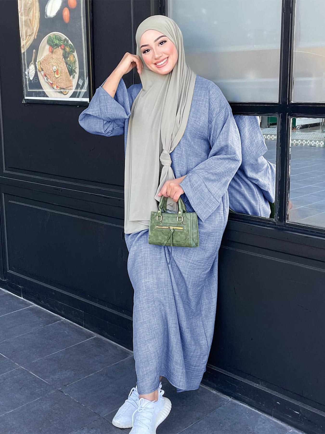 Solid-colored casual dress gown