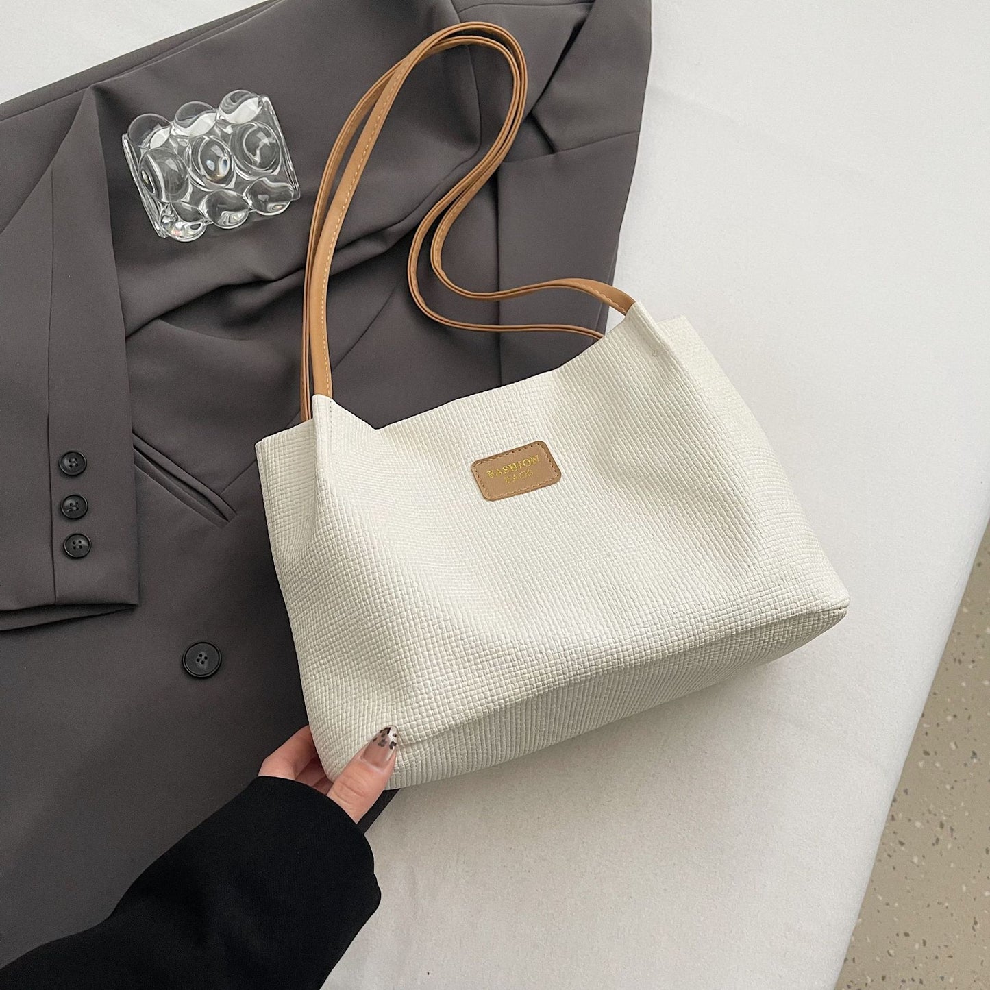 Large-capacity bag