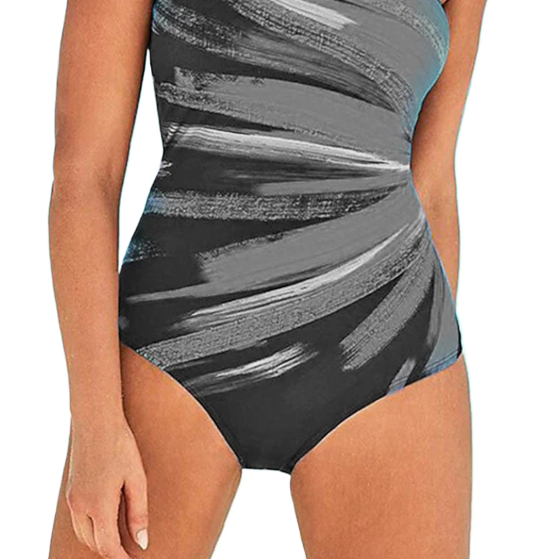 Form-fitting one-piece swimming suit
