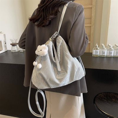 Fashionable and high-quality single-shoulder bag by Glamytek