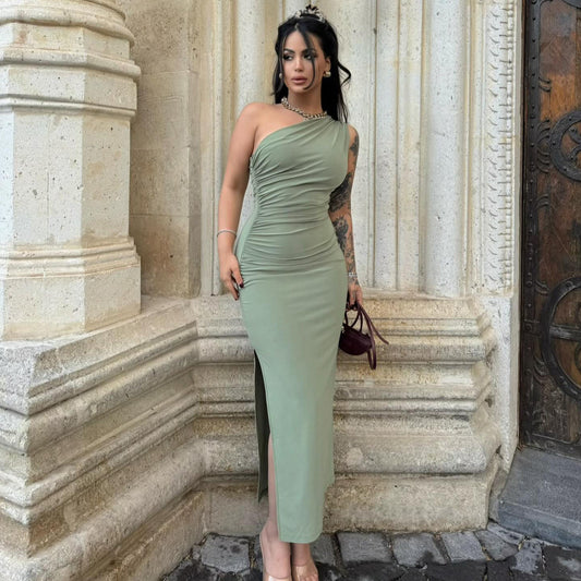 Slightly-sloped shoulder solid-color slit sleeveless dress