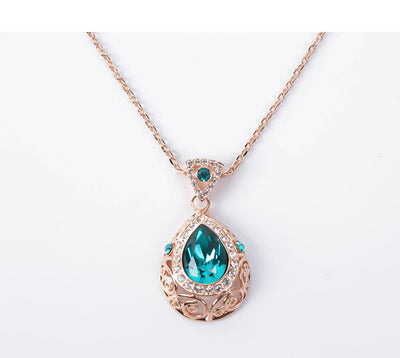 Hollow pattern jewelry set by Glamytek