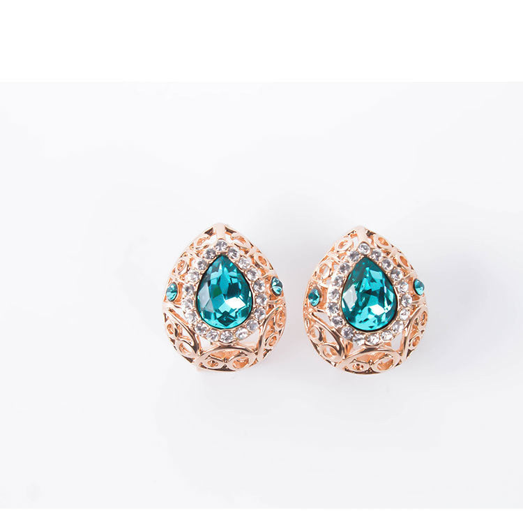 Hollow pattern jewelry set by Glamytek