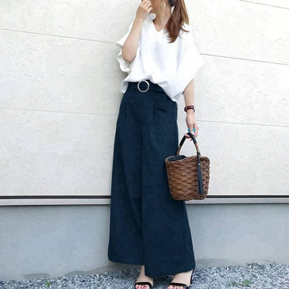 Two-piece set of wide-leg trousers with a belt