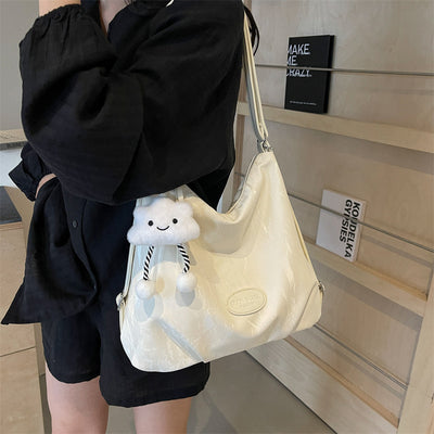 Fashionable and high-quality single-shoulder bag by Glamytek