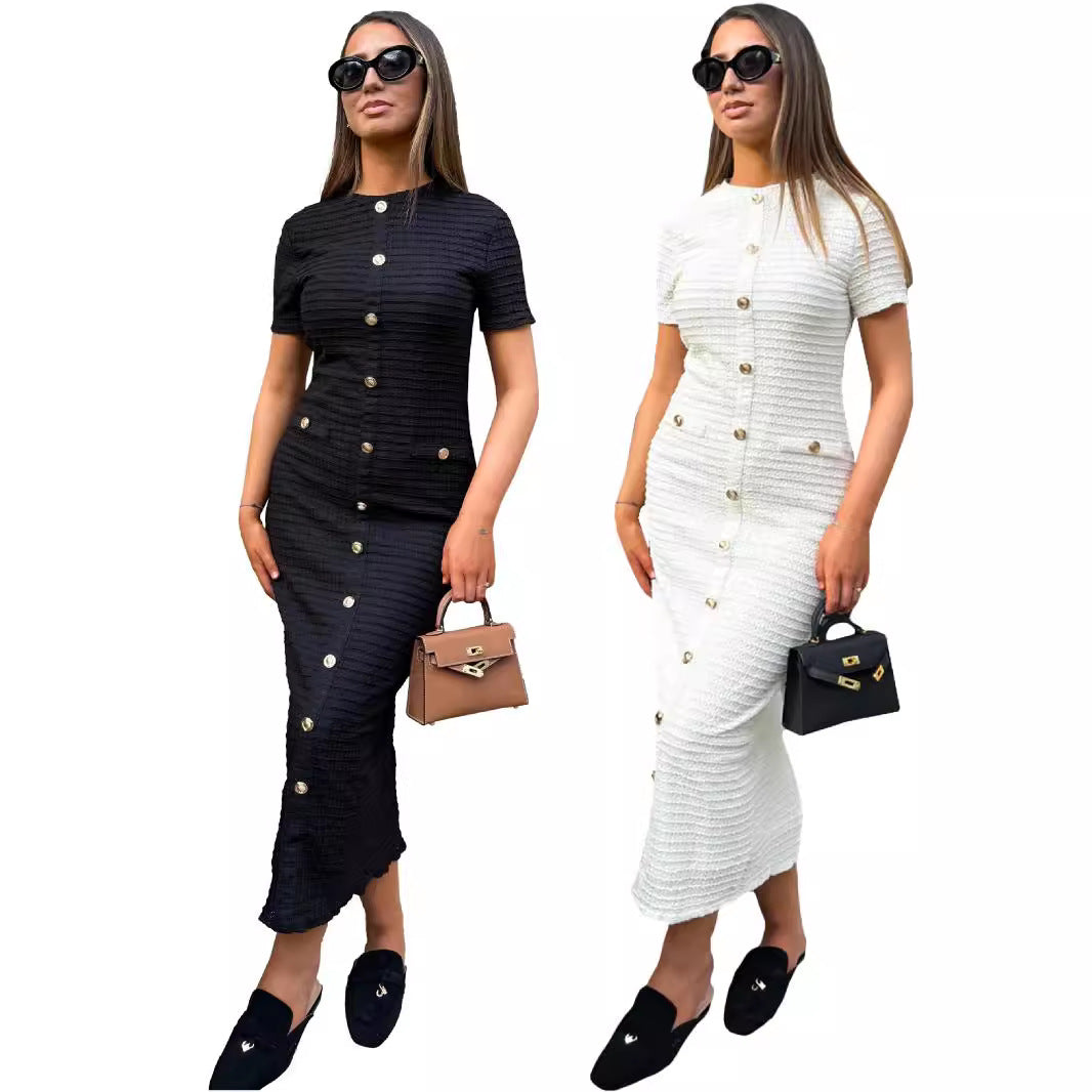 Retro fitted knitted short-sleeved dress