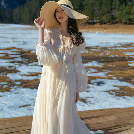 Retro Lace Long Tail Dress with Bubble Sleeves