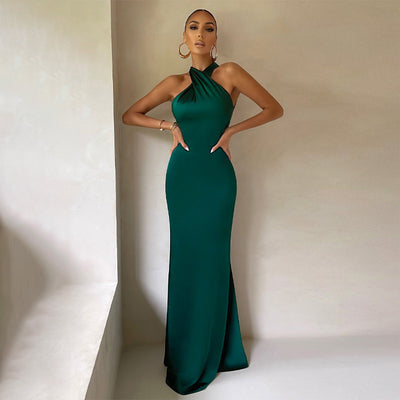 Solid-color sleeveless backless dress by Glamytek