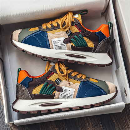 Low-top casual sneakers