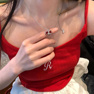 Heart-shaped Saturn necklace