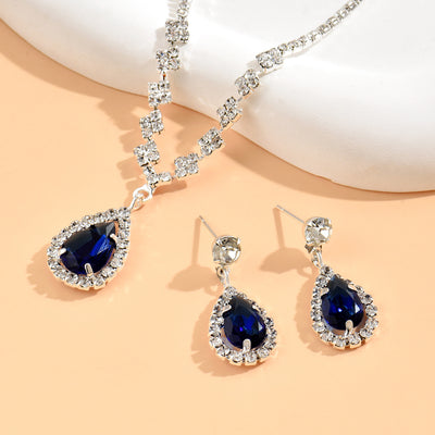 Elegant Bridal Necklace and Bracelet Set.