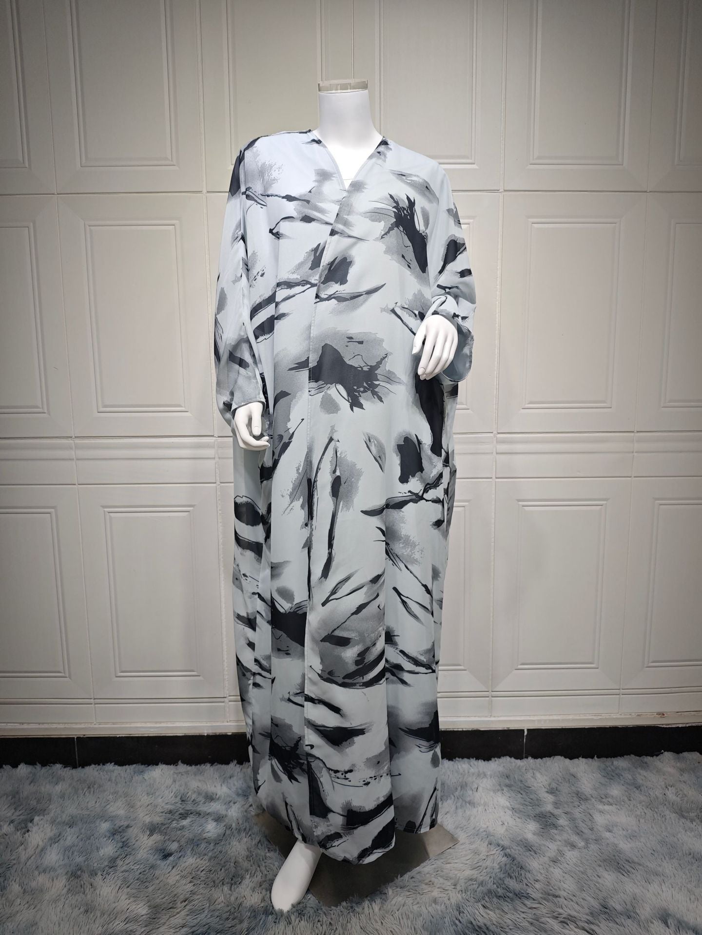Fashionable cardigan robe