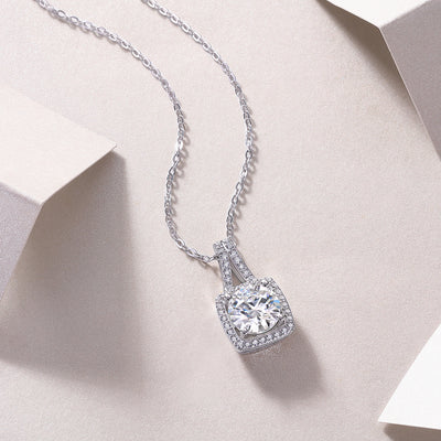 Small Square Diamond - A Fashionable And Luxurious Diamond Jewelry Piece Set With 2-carat Moissanite S925 Sterling Silver And Platinum-plated Pendant by Glamytek