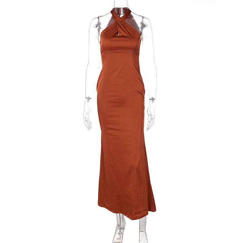 Solid-color sleeveless backless dress by Glamytek