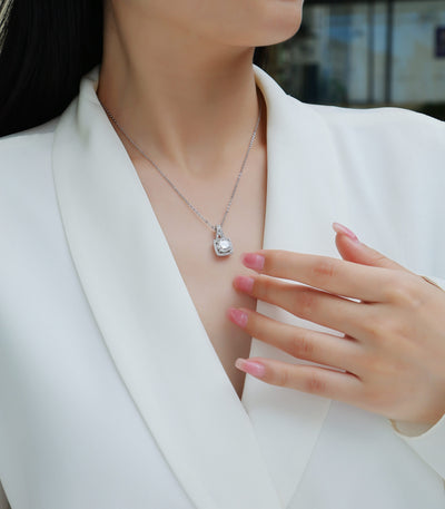 Small Square Diamond - A Fashionable And Luxurious Diamond Jewelry Piece Set With 2-carat Moissanite S925 Sterling Silver And Platinum-plated Pendant by Glamytek