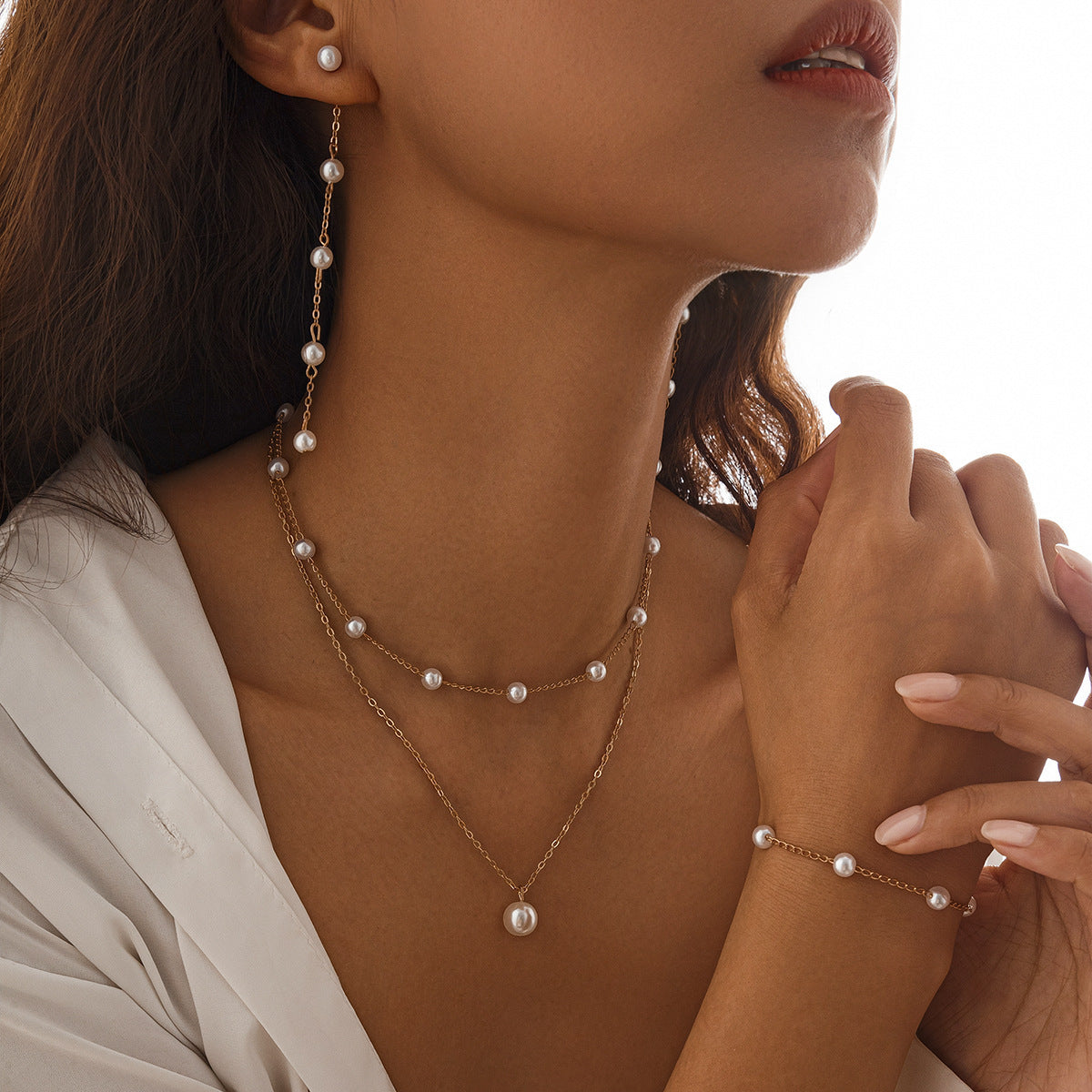 Fashion Imitation Pearl Necklace