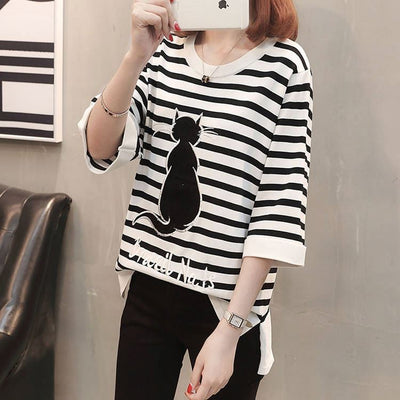 Cute Cat Tshirt by Glamytek