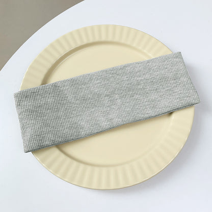 Wide-brimmed elastic hair band