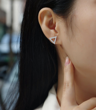Unique - Set With Moissanite S925 Sterling Silver And Platinum-plated Stud Earrings, Fashionable, Trendy And Affordable Jewelry by Glamytek