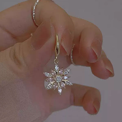 Autumn Winter Cute Jewelry Snowflake Earrings Zircon Shining Diamond by Glamytek