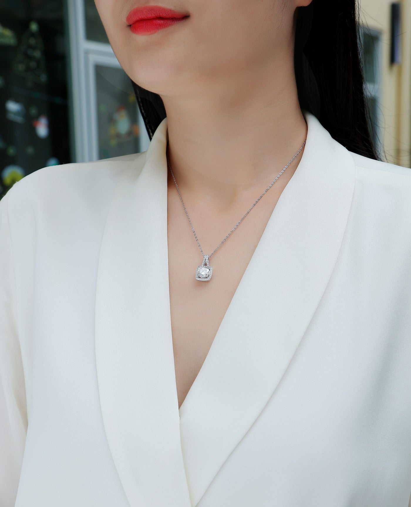 Small Square Diamond - A Fashionable And Luxurious Diamond Jewelry Piece Set With 2-carat Moissanite S925 Sterling Silver And Platinum-plated Pendant by Glamytek