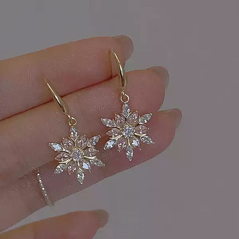 Autumn Winter Cute Jewelry Snowflake Earrings Zircon Shining Diamond by Glamytek