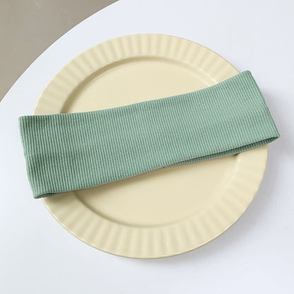 Wide-brimmed elastic hair band
