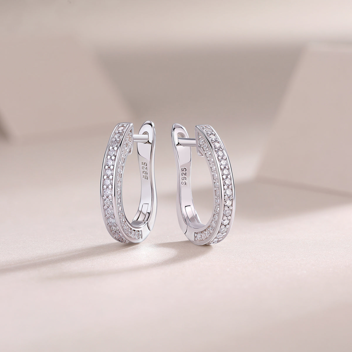 Highlight - S925 Moissanite Sterling Silver Earrings With Platinum-plated Stud Earrings, Fashionable, Trendy And Affordable Diamond Jewelry by Glamytek