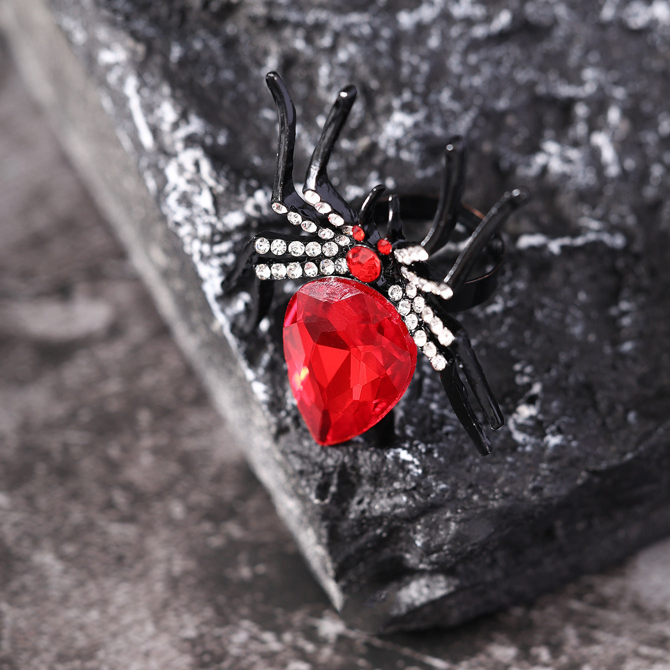 Halloween Spider Ring With Rhinestone Ins Personality Fashion Open Rings For Women Jewelry Accessories by Glamytek