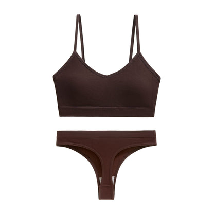 A bra set without underwire