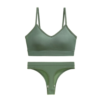A bra set without underwire by Glamytek