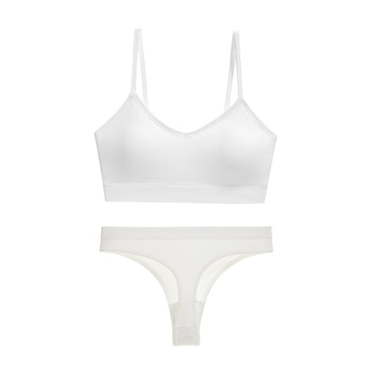 A bra set without underwire