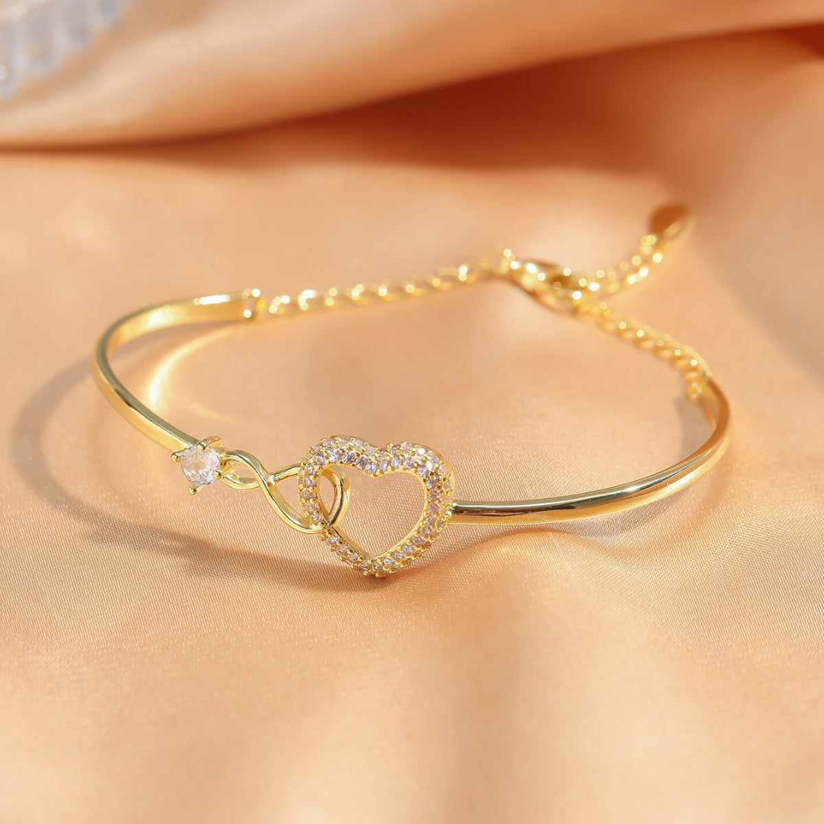 Heart-shaped Stainless Steel Bracelet.