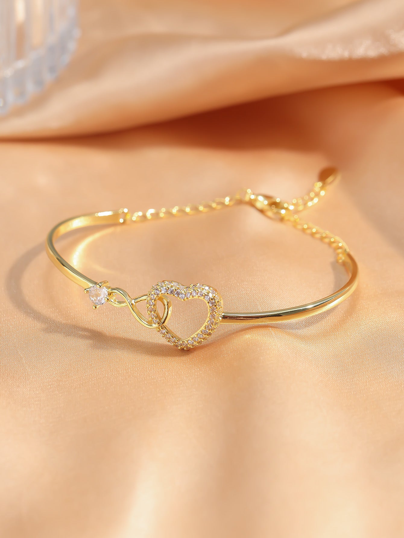 Heart-shaped Stainless Steel Bracelet.
