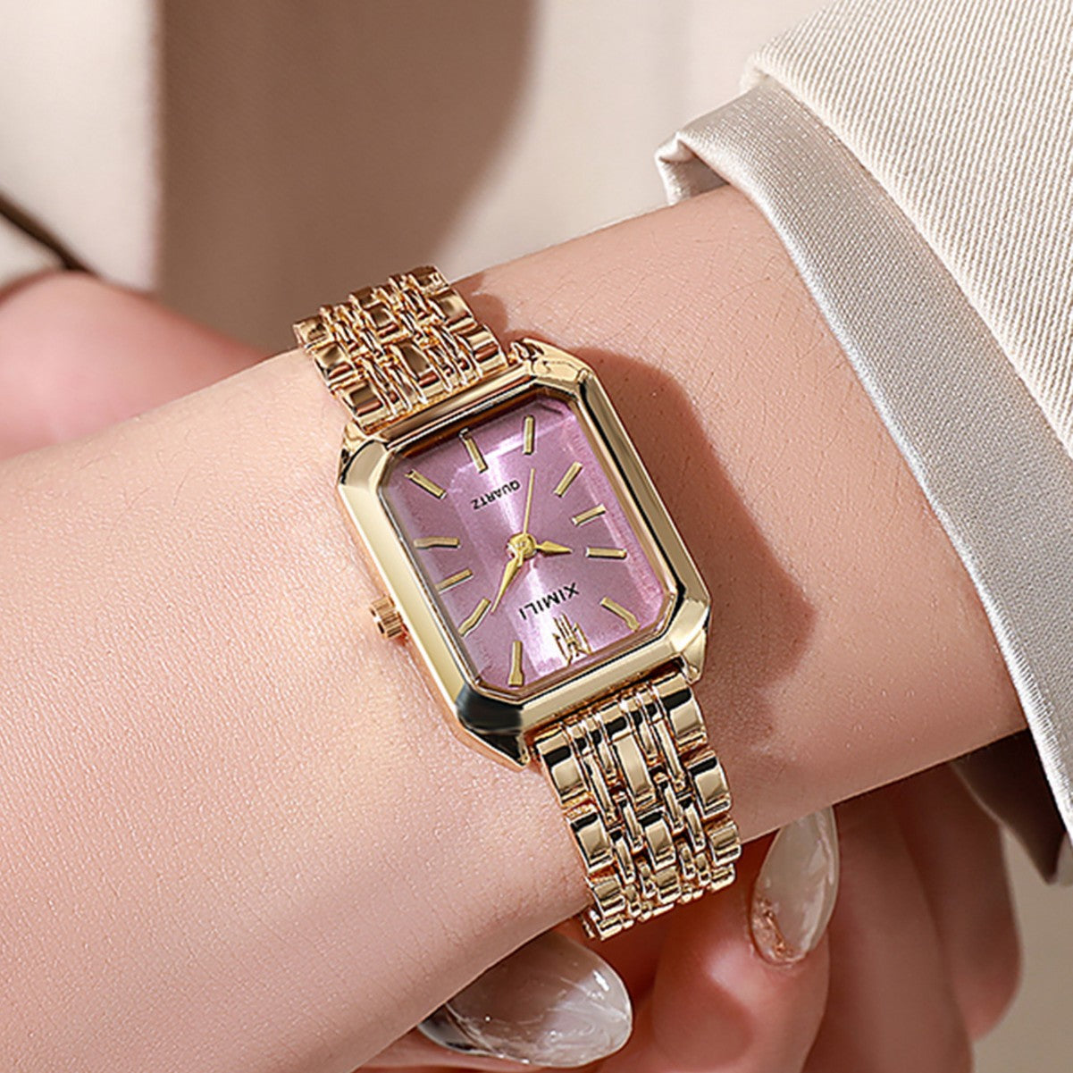Ladies Quartz Watch with Steel Band by Glamytek