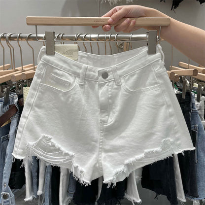 Women's fringed denim shorts